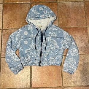 Ashley Vintage Charm Sherpa lined denim jacket M